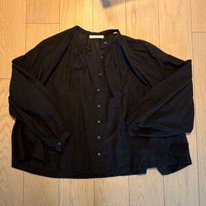 Doen Black Women's Button-Front Blouse